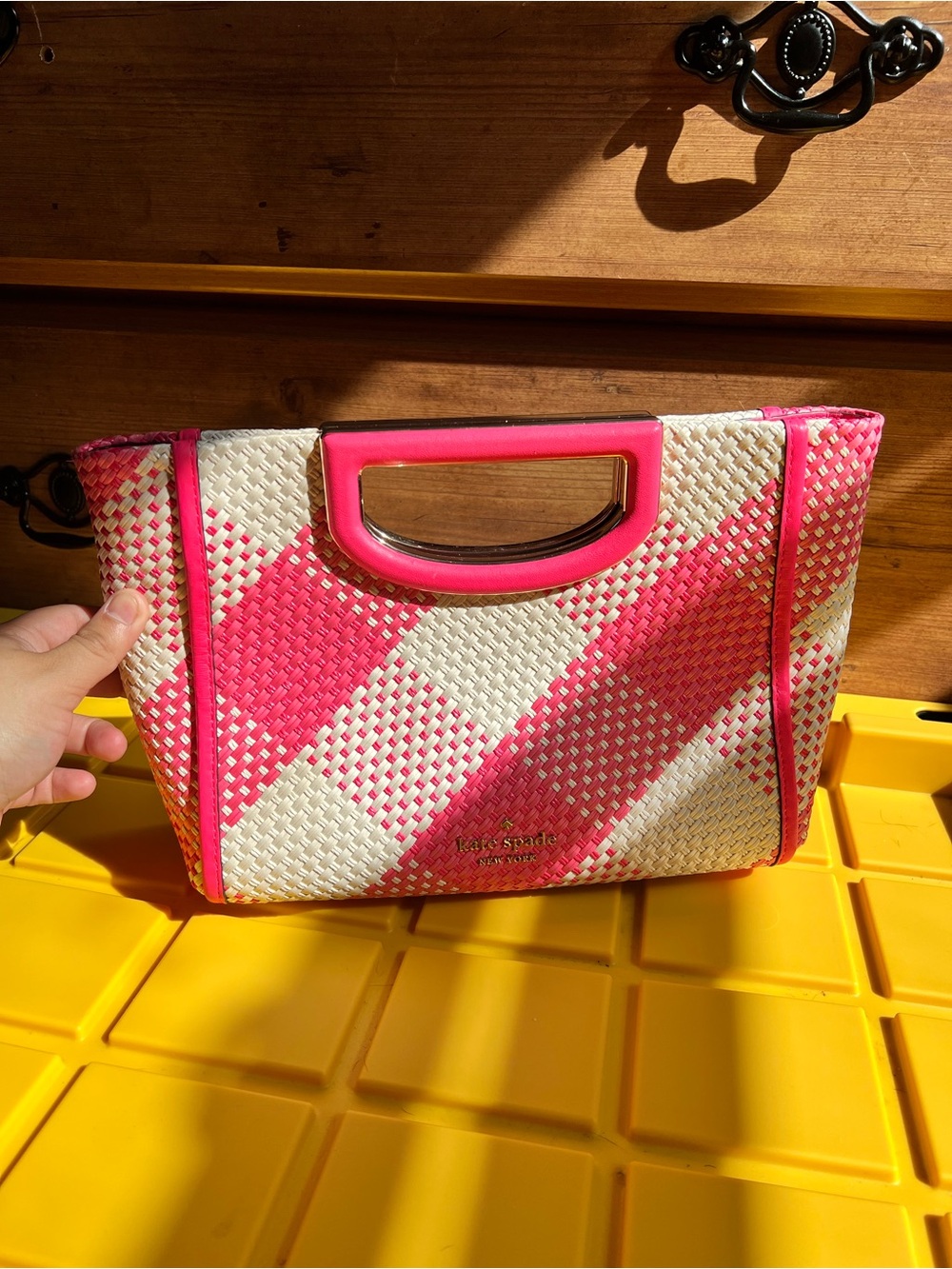 kate spade clutch pink and cream woven top-handle crossbody - Picture 4 of 7